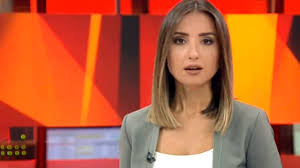 Kendi spikerlerinin canlı yayın öncesi çekimlerini yayınladılar. Cnn Turk Muhabiri Duygu Kaya Koronaviruse Yakalandi Haberler Magazin