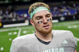 Johnny Bowens, Colton Thomasson soak up last high school football game