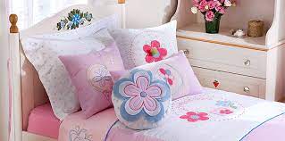 Çocuk odası çocukların tapınağı, kalesi, evi ve sığınağıdır. Genc Kiz Yatak Ortuleri Dekorstore C 2020