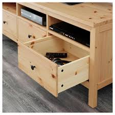 Der verkäufer hat keine versandmethode nach vereinigte staaten von amerika festgelegt. Hemnes Tv Schrank Kombination Hellbraun Klares Glas 692 995 64 Bewertungen Preis Wo Zu Kaufen