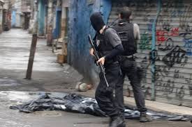 Moradores protestam contra ação policial que matou 25 pessoas na favela do jacarezinho, rio marcio dolzan. Megaoperacao Na Favela Do Jacarezinho No Rio Deixa Tres Mortos Jovem Pan