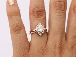 The Oval Gatsby Petite Heidi Gibson Unique Engagement Rings Wedding Rings Unique Rose Engagement Ring