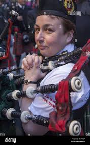 Woman in kilt hi-res stock photography and images