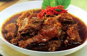 Proses pembuatan semur ayam tergolong mudah meski membutuhkan waktu lebih dari 15 menit. Resep Semur Ayam Spesial