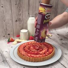 Recette Le Roule De Pommes De Terre Gratinees Sur Chefclub Original Recette En 2020 Recettes De Cuisine Idee Recette Dessert Recette