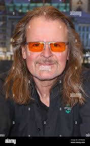 Dan Clausen's Instagram, Twitter & Facebook