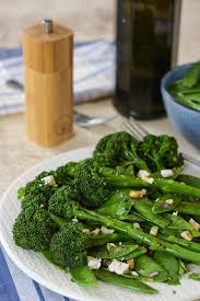 Brokkoli Zuckerschoten Salat Mit Ziegenkase Und Petersilie Rezept Mit Bildern Salat Mit Ziegenkase Brokkoli Zuckerschoten