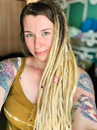 I had asked my guides to help me with automatic writing and this is what  came of it. I wasn't exactly sure what it was but I found it closely  resembles light