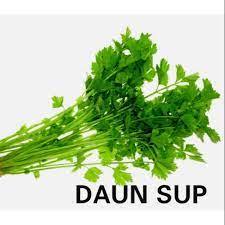 Hanya saja yang membuat ragu jika sentuhan suami istri itu terjadi di saat dalam. Daun Sup
