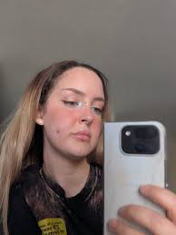 Unconventional art therapy experience