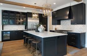 ديكور اليوم Pa Twitter رأيكم باللون الاسود في المطابخ