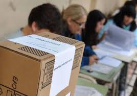 Calendario electoral para la provincia de buenos aires el gobierno bonaerense salió a difundir el calendario electoral que regirá este año en el que se celebrarán los comicios de renovación parlamentaria. Diagonales Casi 1 Millon De Extranjeros Podran Votar En Las Proximas Elecciones En Provincia