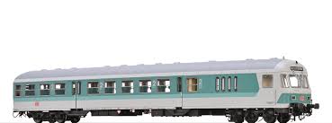 Die enthaltenen fahrbaren modelle der db br218 und des steuerwagens bnrdzf zeichnen sich durch umfangreiche funktionen aus und sind daher nicht für funktionsumfang bnrdzf diesel / db br218 46513 Steuerwagen Bnrdzf 463 Db Ag Brawa Modelleisenbahn Modellbahn Zubehor Spur 0 O H0 Ho Tt N Z Iim 2m
