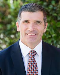 Professionals Listing by Industry