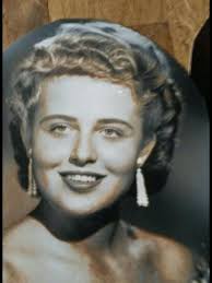 A message from Bob and Marilyn Franz: There will be a graveside service for  Dolores Gertrude George