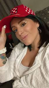 Just thought I'd share as I know many look for nail inspo and I'm in love  with mine! 😍 Universal and Disney first timer! Here now and absolutely  loving every single second