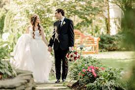 Best photography videography llc is a company based in miramar, fl. 1 Videographer Vs 2 Videographers Which Is Best For Your Wedding