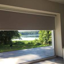 Was kosten fenster mit bereits integrierten jalousien? Wo Ich Das Beste Sonnenschutz Rollo Zu Werkspreisen Direkt Kaufen Kann