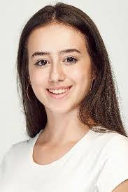 Priscilla Lowe's Instagram, Twitter & Facebook