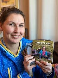 Carla Snow's Instagram, Twitter & Facebook