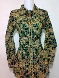 Banyak model desain pada baju batik atasan yang sangat bagus. 37 Contoh Desain Baju Batik Terbaik 2021 Model Baju Muslim Kebaya Modern Model Baju Muslim Kebaya Modern