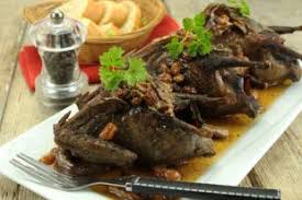 Tourterelles En Cocotte Recette Aftouch Cuisine