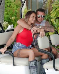 Bankrupt katie hasn't had much luck with blokes in 2019. Katie Price And Carl Woods On Holiday In Maldives 11 05 2020 Hawtcelebs