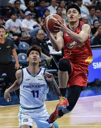 Can Rain or Shine secure their 8th straight win against Phoenix?