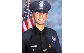 Capitol police chief yogananda pittman released the following statement Off Duty Los Angeles Police Officer Killed Gunman Sought The Mercury News