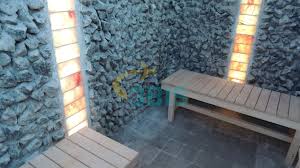 Hotel traian se afla in caciulata si ofera cazare in 244 camere duble si 10 apartamente, baza de tratament, restaurant. Traian 3bis Ro