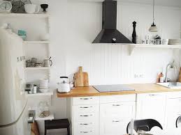 Beadboard De Wandverkleidung Holzverkleidung Kuche Keinefliesen Backsplash Fliesenspiegel Fliesen Ku Wandverkleidung Holzpaneele Wandverkleidung Holz