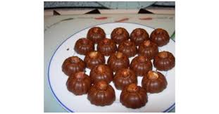 Special Fetes Petites Bouchees Pralinees Recette Petite Bouchee Thermomix Recette Chocolat Maison