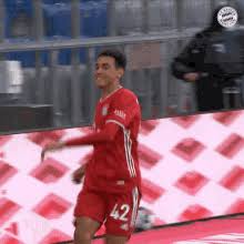 Miasanmia jamal musiala wonderkid i dont own any of the clip used in the above video. Jamalmusiala Fcb Gif Jamalmusiala Musiala Fcb Discover Share Gifs