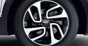This is the point at which the auspicious meaning of the swastika began to change. Russelsheimer Autobauer Opel Sieht Bei Neuen Felgen Keine Hakenkreuz Optik