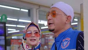 Ceramah ustdz zacky mirza updated their status. Anak Jadi Alasan Shinta Tanjung Rujuk Sama Ustaz Zacky Mirza