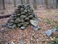 Native American Stone Cairns Heaps Mounds Stone Cairns Native American History Cairns