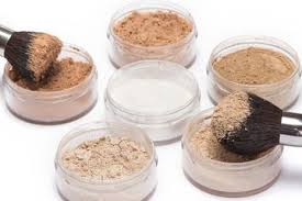 Bahannya yang anti kilap memberikan hasil yang matte di wajah. Rekomendasi Bedak Tabur Untuk Kulit Berminyak Ada Produk Lokal Loh Parapuan