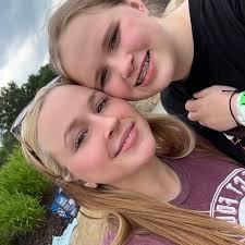 i'm a pickle girl in a pickle world