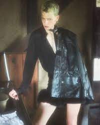 The film follows san francisco police detective nick curran (michael douglas). Basic Instinct Fashion Editorial Wonderland Magazine