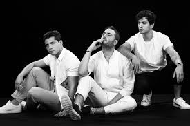 ↓ letras en la descripción ↓suscríbete, activa la campanita 🔔, y entérate de todos los nuevos. Reik How Mi Niego Hit Changed Mexican Trio S Career Rolling Stone