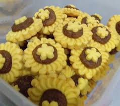 Resepi tart nenas gulung, adalah antara kuih raya yang paling popular dan disukai ramai. Resepi Biskut Tart Bunga Resepi Bonda