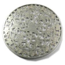 Das silber mit dem feingehalt 925/1000 wird als sterlingsilber bezeichnet, weil frühere englische silberpennies (sterlinge) so legiert waren. Overlay Sterling Silber Untersetzer Usa Um 1900 Stephanie Bohm Antiker Schmuck Und Silber Kaufen