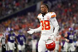 Chiefs' DB L'Jarius Sneed fined for taking helmet off vs. Vikings