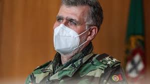 Aug 11, 2021 · gouveia e melo, coordenador da 'task force' para a vacinação, vai estar a visitar centros de vacinação entre hoje e amanhã, e esta manhã falou aos jornalistas na mealhada, onde mais de 24 mil pessoas já foram vacinadas. Covid 19 Comecaram A Ser Vacinados Funcionarios De Limpeza Gouveia E Melo