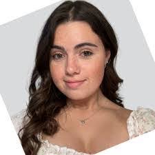 Allison Vogler's Instagram, Twitter & Facebook