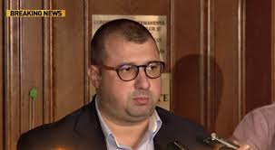 DISPARUT. Infractorul Daniel Dragomir nu a fost gasit acasa de politistii  trimisi pentru a-l escorta catre inchisoare. Va fi dat in urmarire generala 