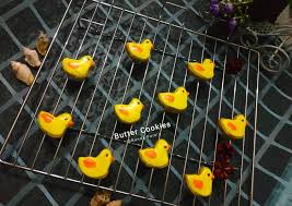 Ada 20 gudang lagu cara membuat meringue cookies karakter lucu terbaru, klik salah satu untuk download lagu mudah dan cepat. Cara Membuat Butter Cookies Karakter Itik By Bunda Pure 39 S Yang Renyah