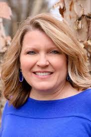 Desiree Rios's Instagram, Twitter & Facebook