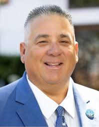 Distinguished Alumni