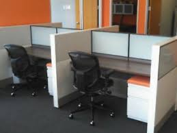 Herman miller ist eine marke für bürogeräte und ein hauptprodukt, das das unternehmen vertreibt, ist die bürokabine. Used Office Cubicles Herman Miller Ethospace Cubicles 4x4 Ebay